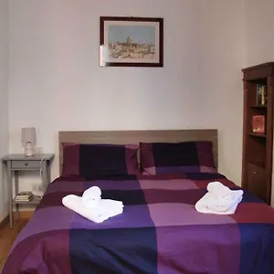 elegant-trilussa-apartment.it-romehotels.com/