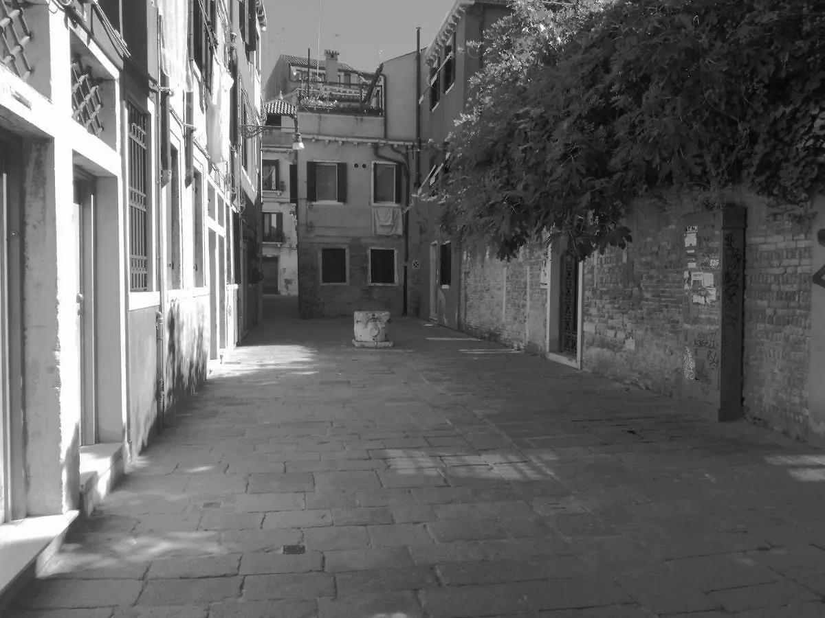 Apartament Ca' Dorso Wenecja 0*,